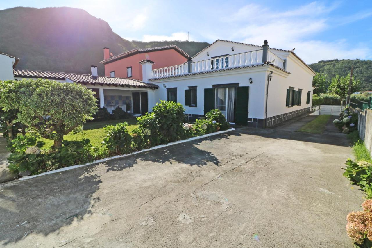 Casa Das Vinhas Mosteiros  Esterno foto